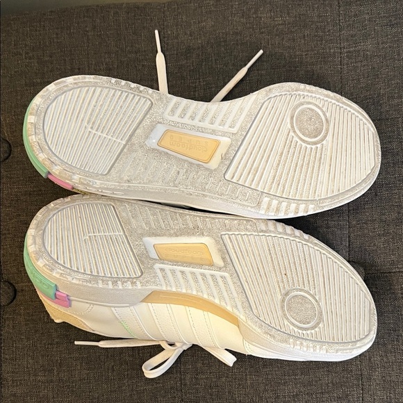 Adidas White Sneakers with Colorful Details - Picture 3 of 5